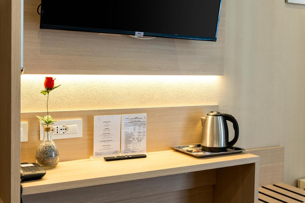 Hotel Victoria Cuneo Ngoại thất bức ảnh