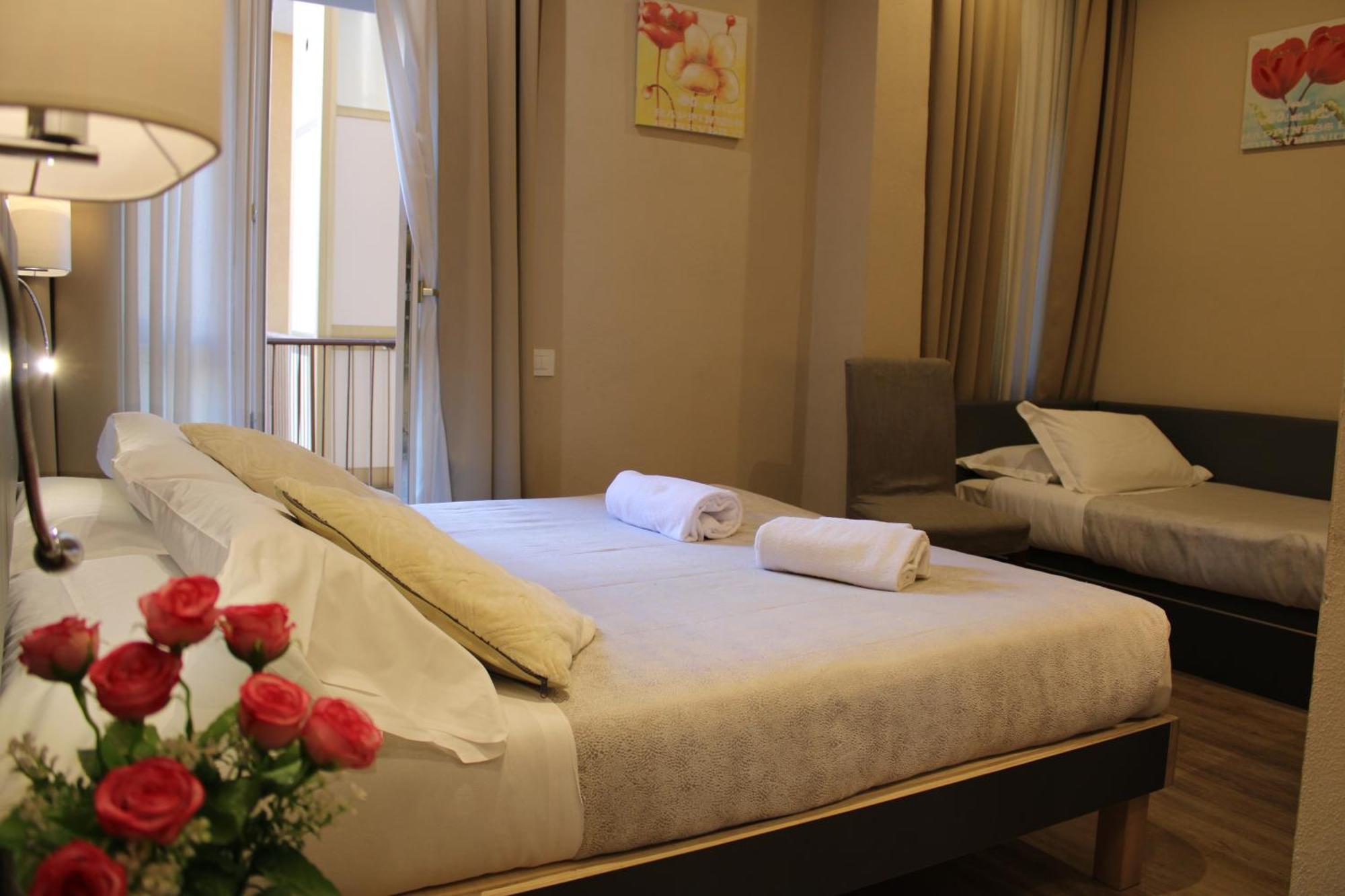 Hotel Victoria Cuneo Ngoại thất bức ảnh
