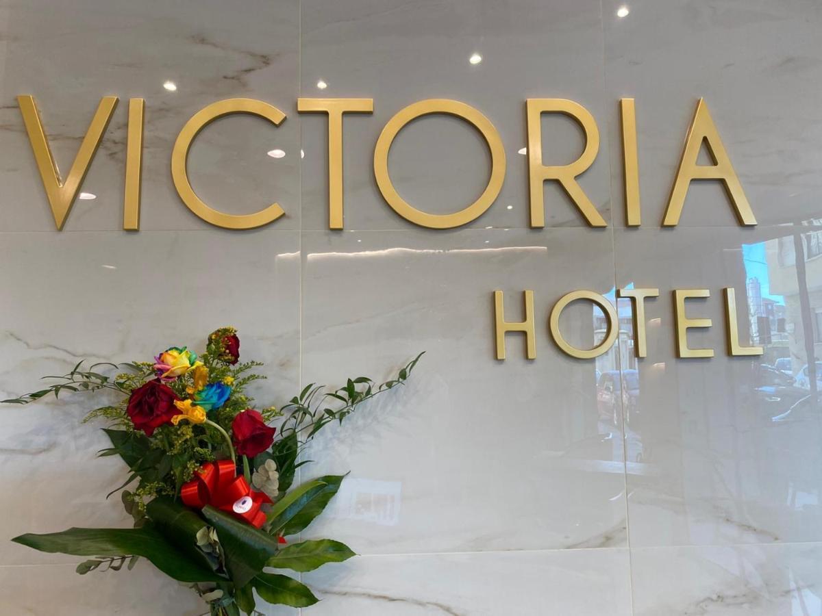Hotel Victoria Cuneo Ngoại thất bức ảnh