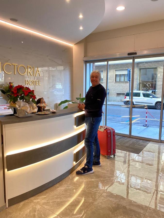 Hotel Victoria Cuneo Ngoại thất bức ảnh